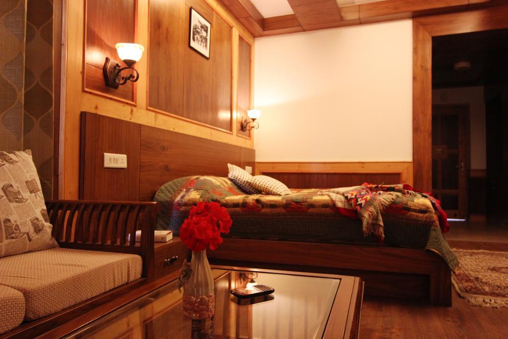 Vivaan The Sunrise Resort Manāli Habitación foto