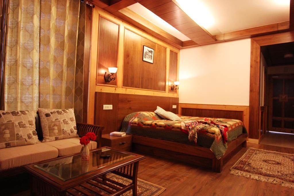 Vivaan The Sunrise Resort Manāli Habitación foto
