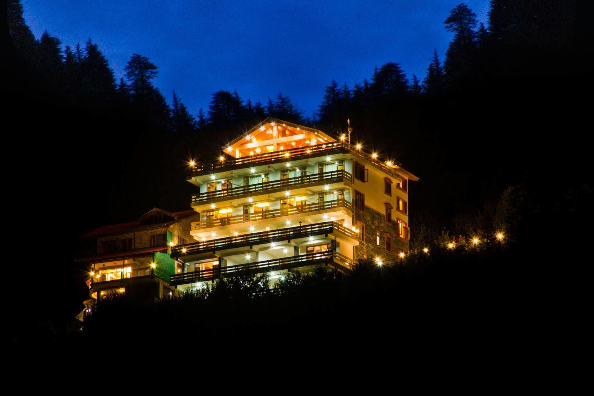 Vivaan The Sunrise Resort Manāli Exterior foto